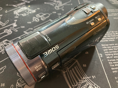 Panasonic HDC-TM900 HD Camcorder. 32GB Internal Memory HDC-TM900P