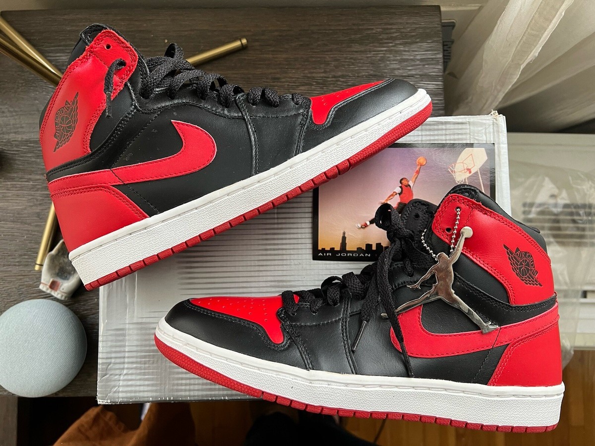 Size 9 US - 2001 Air Jordan 1 Retro Black/Varsity Red Bred Nike