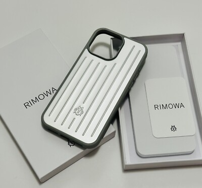 確実正規品】リモワiphone 17 pro【中古】 新品 未使用リモワ RIMOWA