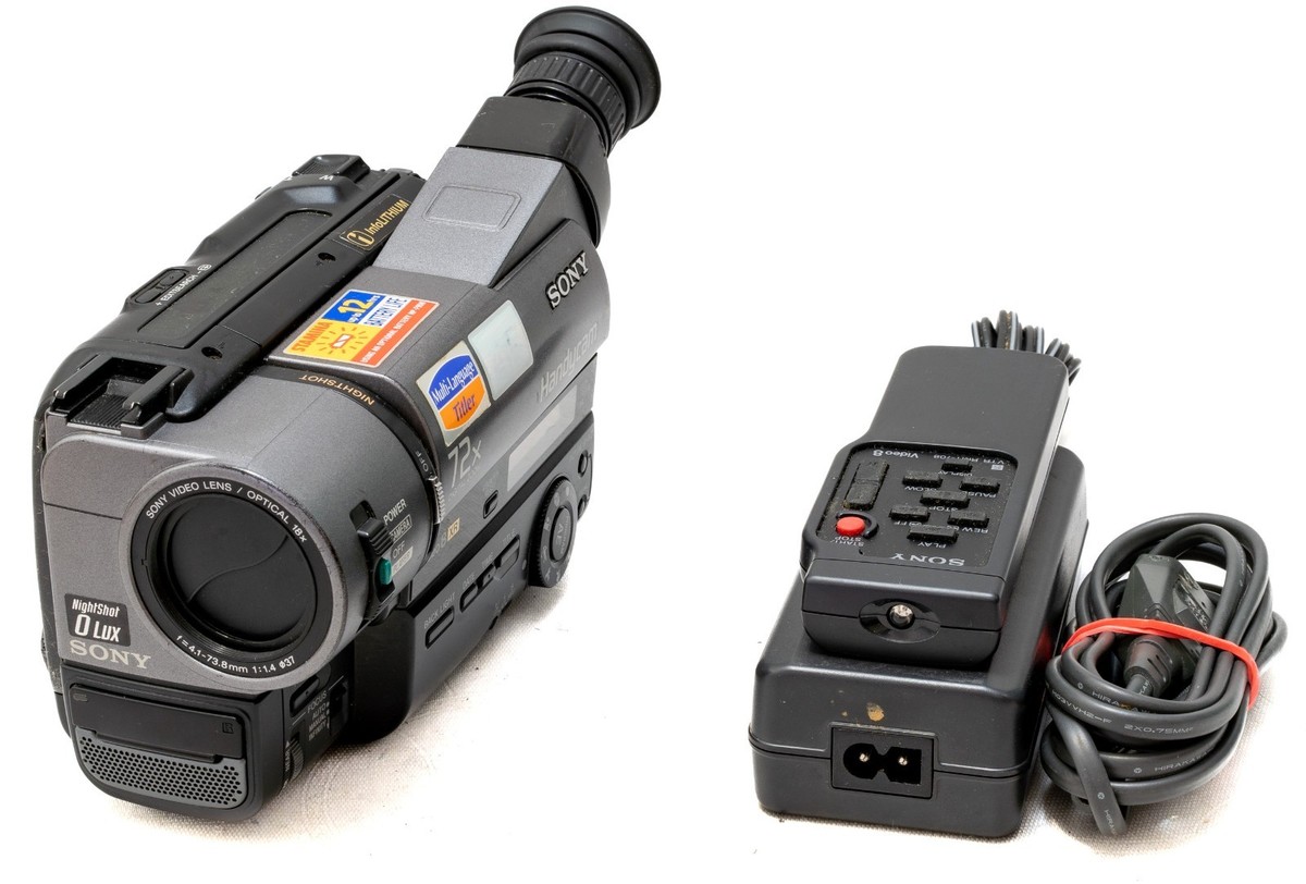 Videocamera Sony Handycam CCD-TR511E PAL 8mm Video8 XR Hi8 Video