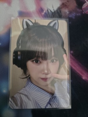 Le Sserafim Spaghetti Chaewon Photocards hello82, compact, and
