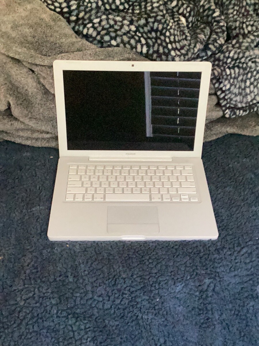 Apple MacBook 13 in 2009 White/Intel Core 2 Duo 2.13 GHz, 160 GB 2