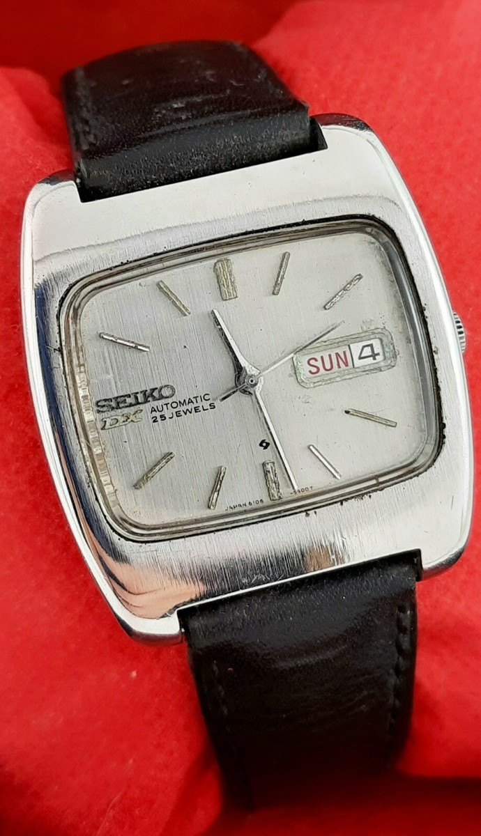 VINTAGE SEIKO DX 25J AUTOMATIC WATCH TV DIAL MODEL 6106-5410T DAY
