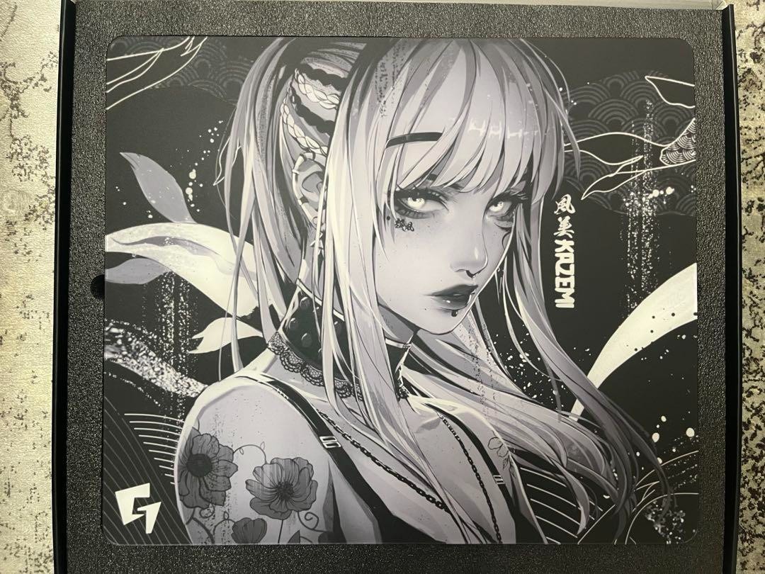 GLSSWRKS Kazemi Premium Glass Mousepad Dark 490x420mm JP Limited