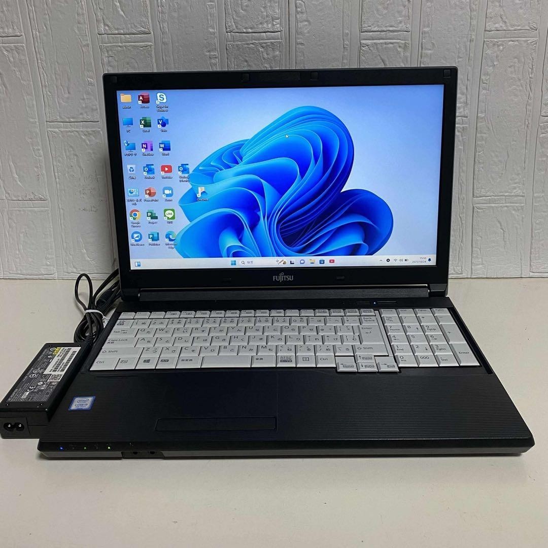 FUJITSU LIFEBOOK Laptop Windows 11 Pro 64bit Core i3 SSD 128GB