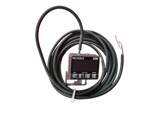 Keyence SR-751 Bar Code Scanner 24v-dc | eBay