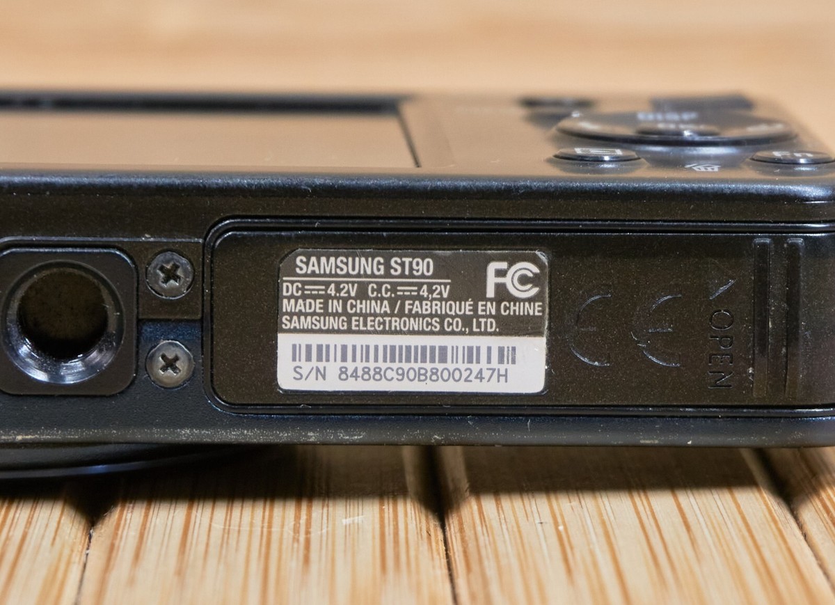 美品】Samsung ES90 動作確認済み Samsung ES90 Digital Camera (14.2