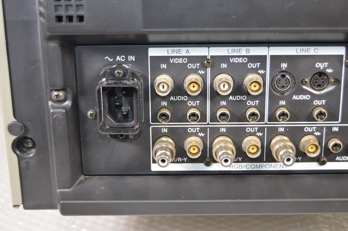 SONY PVM-1454Q 14-inch Trinitron Color Video CRT Monitor Tested W