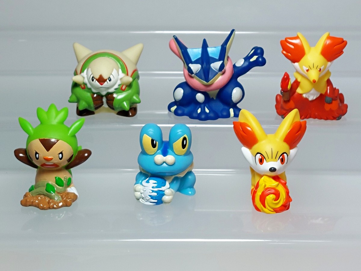 Chesnaught Delphox Fennekin Greninja Pokemon Kids Finger Puppet