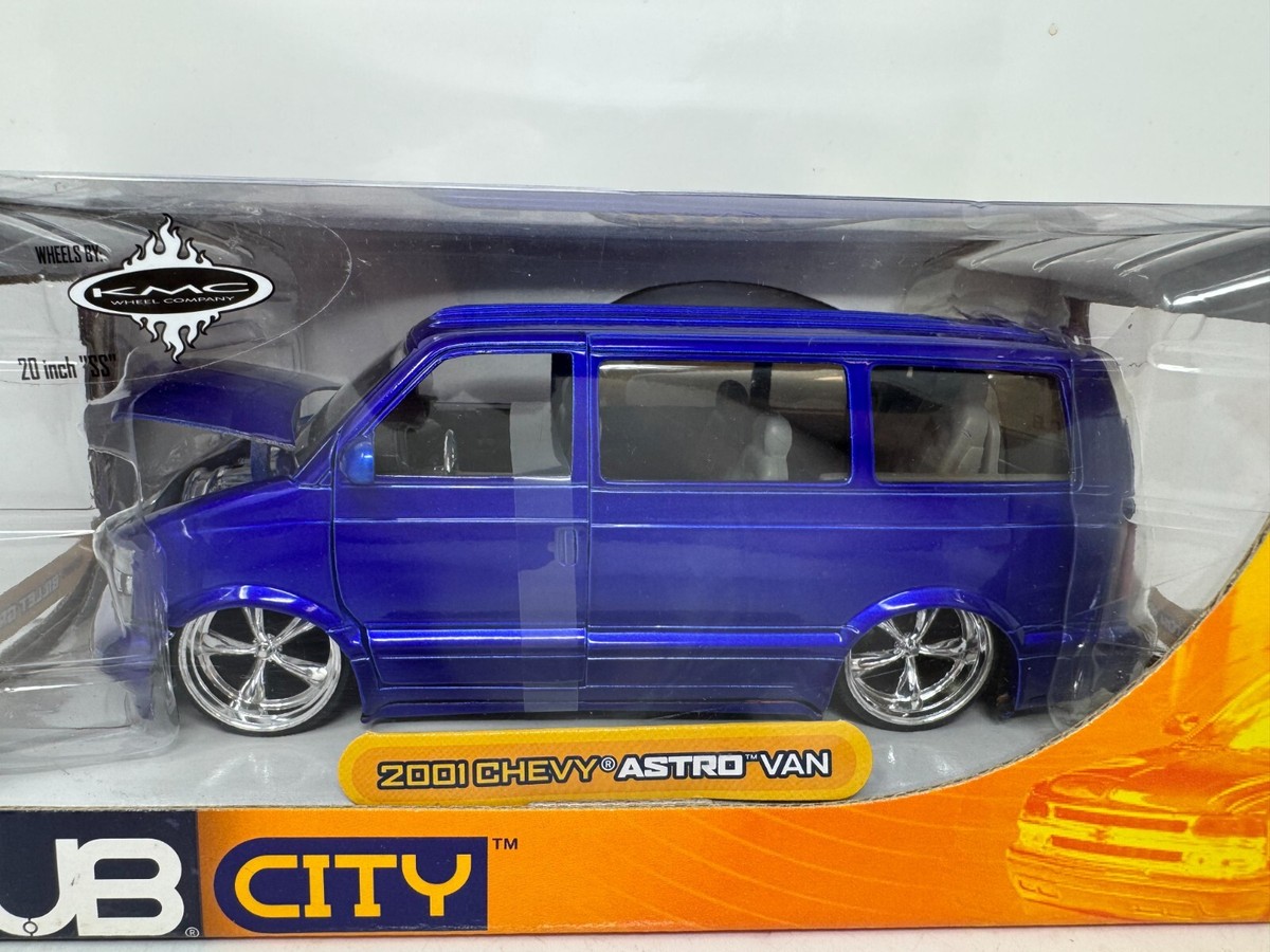 Jada Dub City 2001 Chevy Astro Van Blue 1:24 Diecast KMC Wheels 20