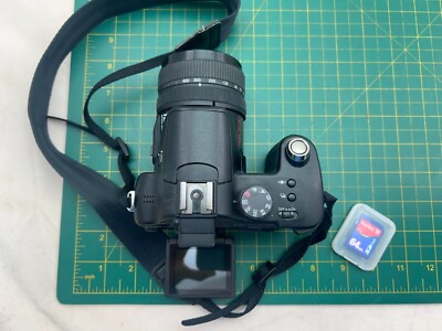 Panasonic LUMIX DMC-FZ30 8.0MP Digital Camera - Black for sale