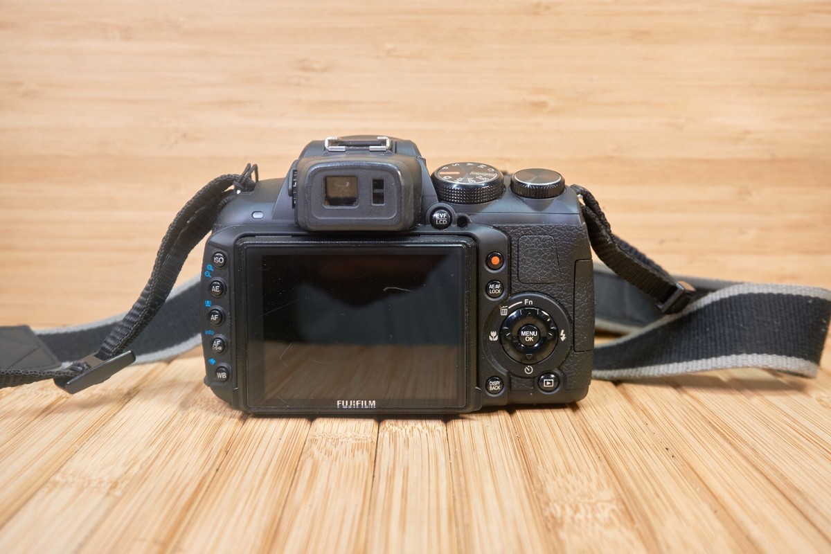 Fujifilm FinePix HS25 EXR 16MP Digital Camera, 30x Optical Zoom | eBay