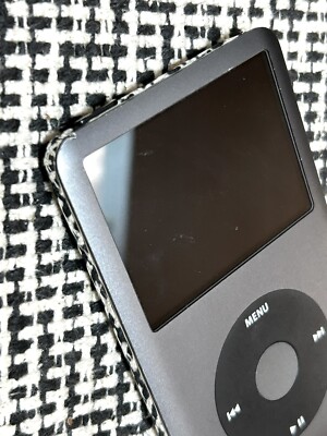 Apple iPod Classic 7th Gen 160GB Black Model MC297J Working Used