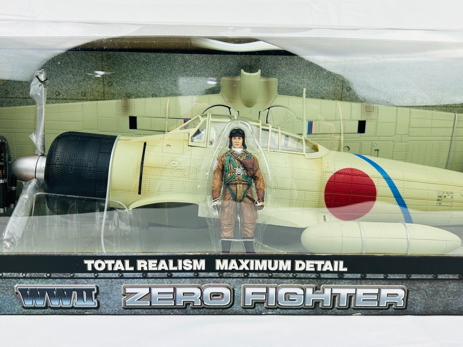 Elite Force 1/18 Mitsubishi A6M2 Zero Fighter Model 21 WWII Japan