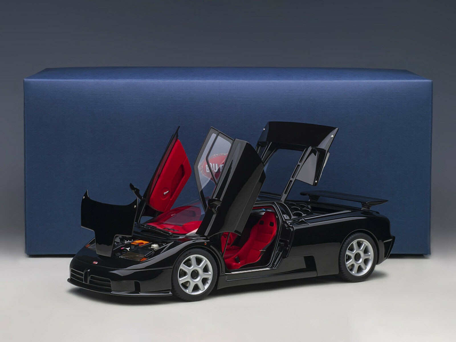 1/18 Bugatti EB110 SS Nero Vernice Black Model Car By AUTOart