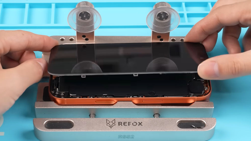 iPhone 17 Proをバラバラに分解するムービーが公開される、カメラや