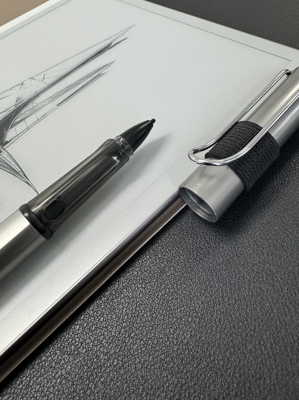 Best pen with an eraser and magnetically stick to Go 10.3 ? : r