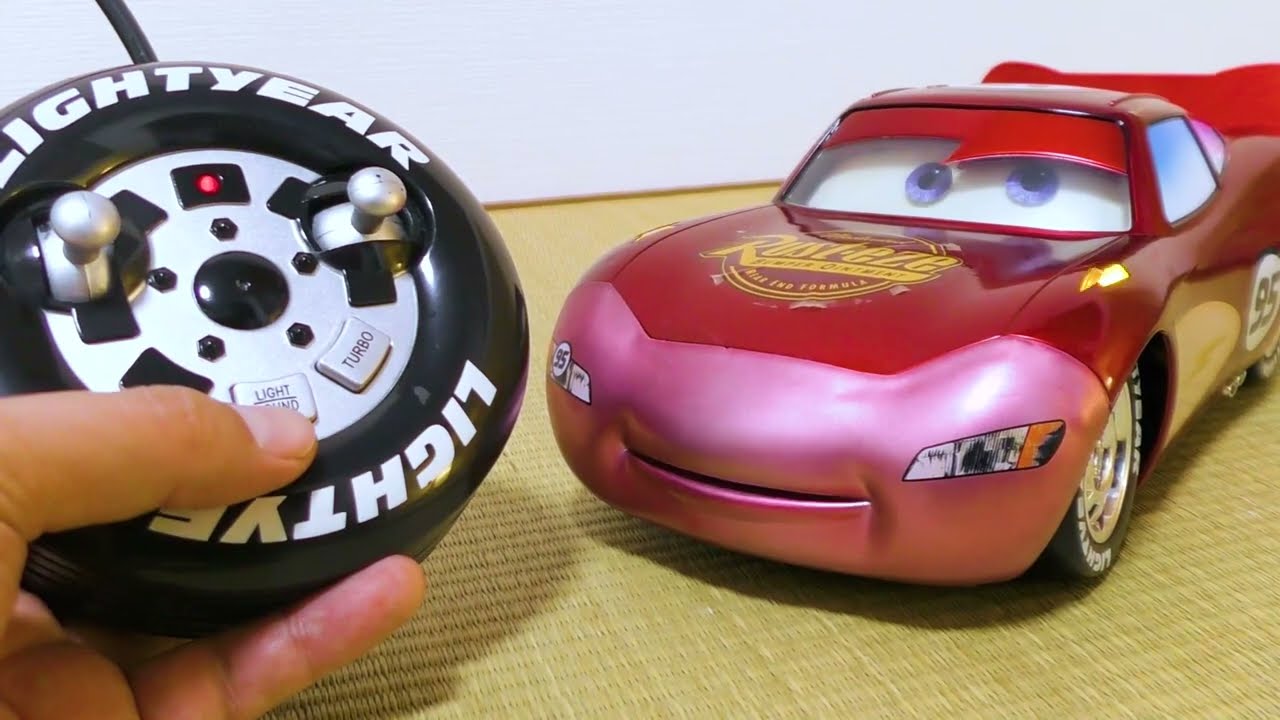 カーズの目と口が動く!!!ラジコン - YouTube