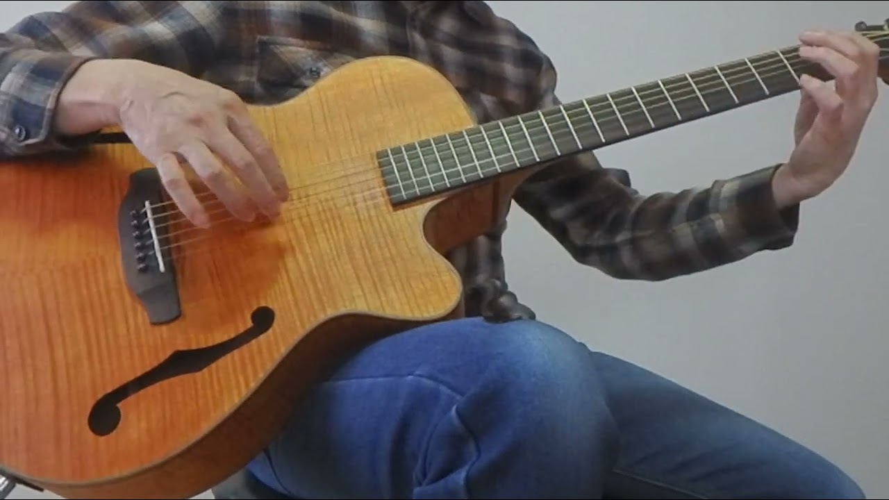 ARIA FET-F2 STBR お勧め入門用エレアコ - YouTube