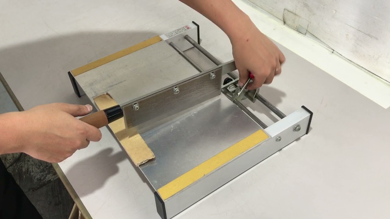 豊稔企販 CutCut 麺切台 家庭用 麺道具 蕎麦 うどん - YouTube