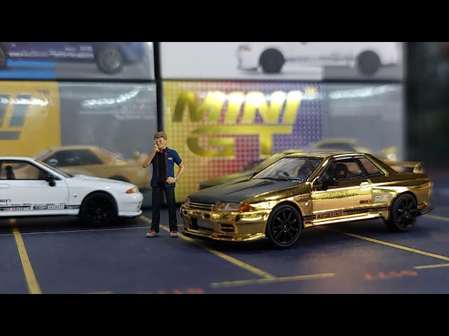 FirstLook MiniGT Nissan Skyline GT-R Top Secret VR32 Gold Chrome