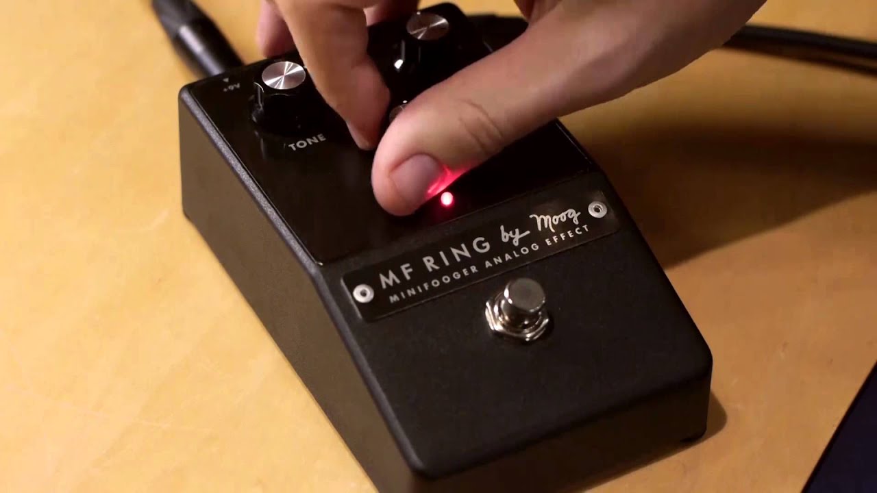 Moog Minifooger MF-RING Ring Mod Pedal Demo - YouTube