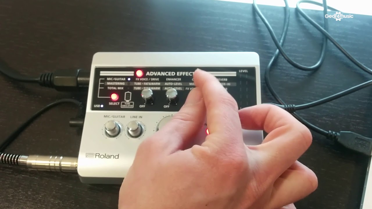 Roland UA-4FX2 Stream Station Overview | Gear4music - YouTube
