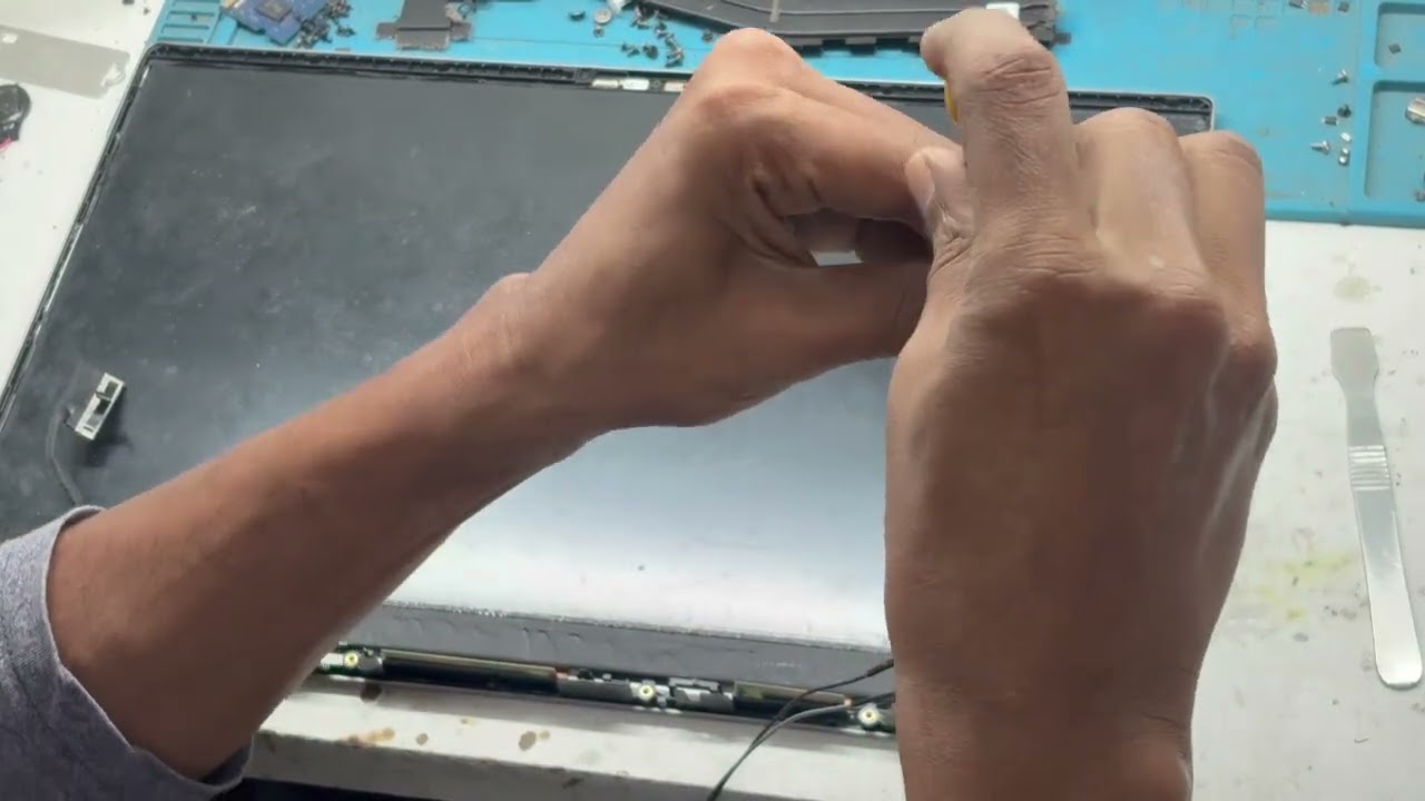 Lenovo ThinkBook 15 G2 ITL Hinge Repair #straydogs #technology