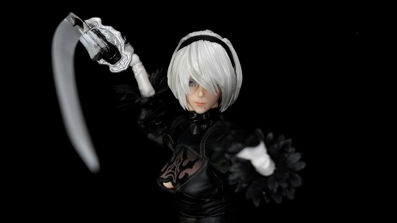 PLAY ARTS改 ヨルハ 二号 B型 DX版紹介！ - YouTube