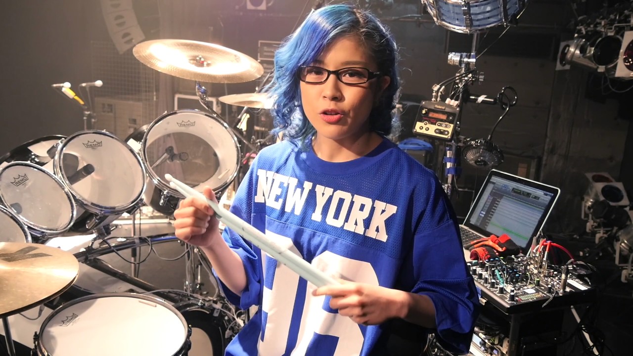 はな (Gacharic Spin) Signature Stick (H-HANA)を語る - YouTube