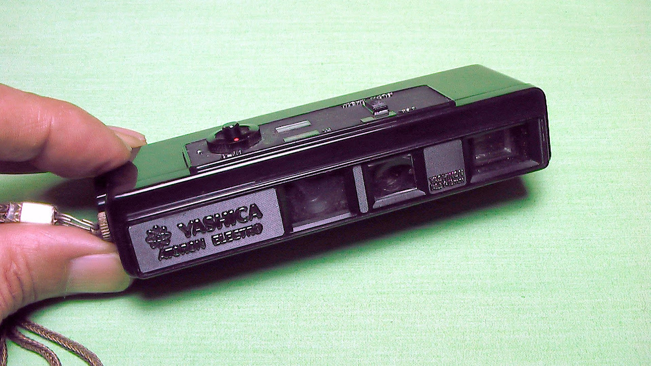 How to use YASHICA ATORON ELECTRO 1970s Japanese Minox Film camera