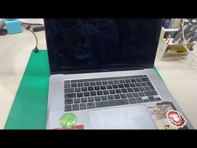 MacBook Pro 16in 2019/2020 A2141 7万円ディスプレイ画面交換修理