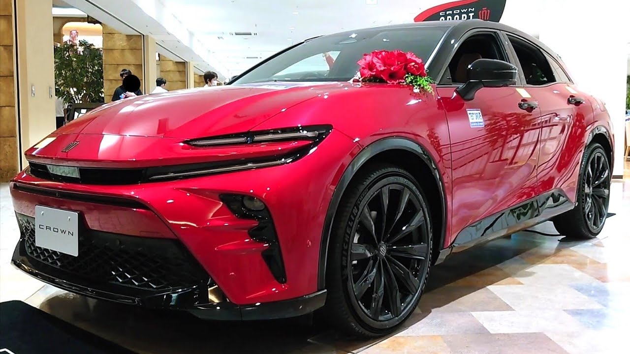 TOYOTA CROWN SPORT Z【トヨタ クラウン スポーツ Z】ブラック