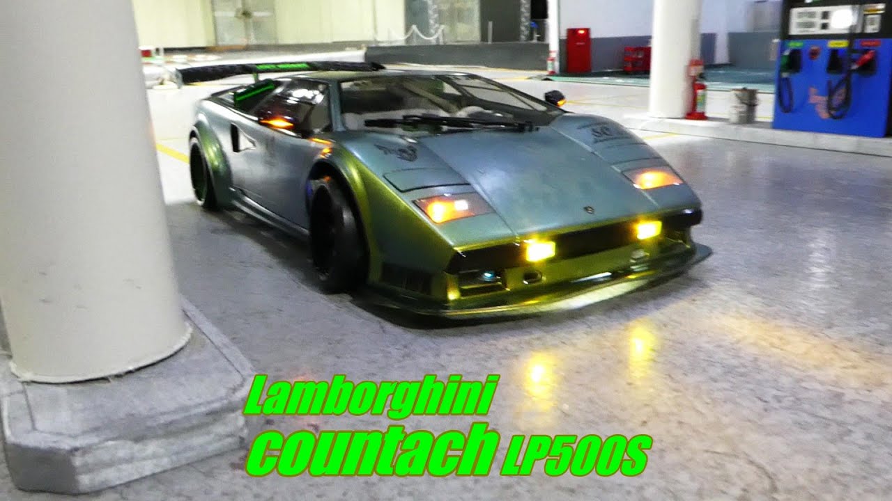 RC DRIFT☆Countach LP500S What kind of paint is used on the actual