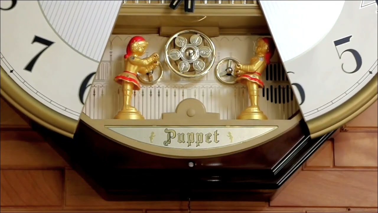 SEIKO Puppet RE504B - YouTube