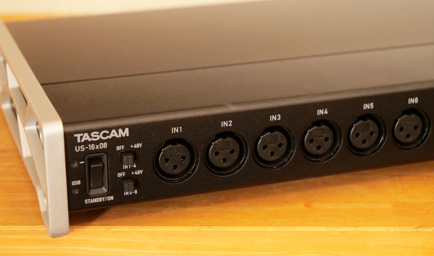 8out以上の出力端子を搭載したオーディオインターフェイス【DTM博士】