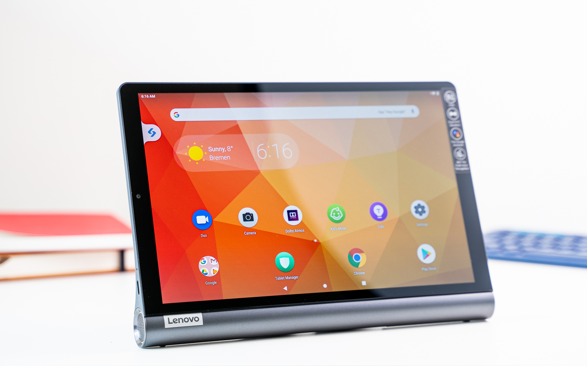 Lenovo Yoga Smart Tab Review: Good Tablet With Netflix Issues