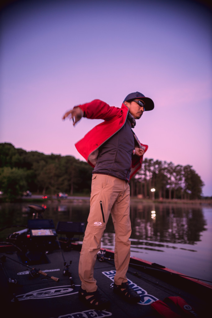 そろそろ梅雨の準備を】釣り人目線で作られたO.S.Pのシェルジャケット