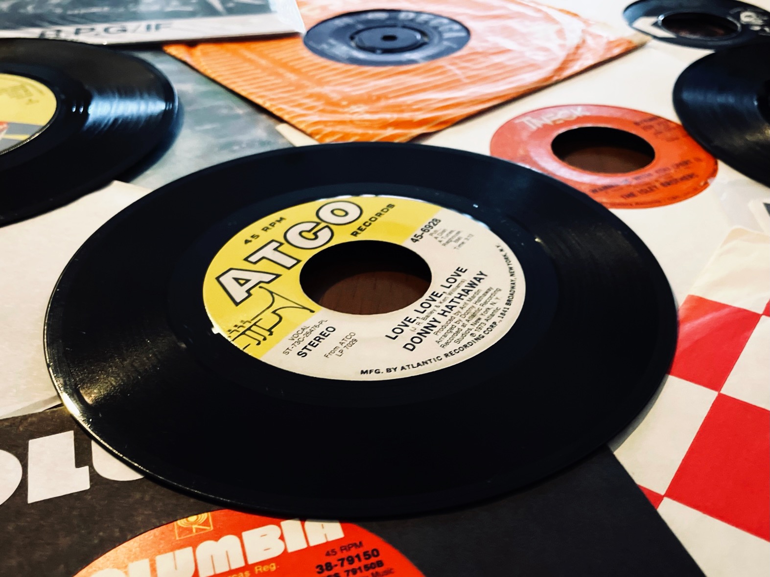 7インチ]レコードコレクターやDJに人気のドーナツ盤 2026年 February月