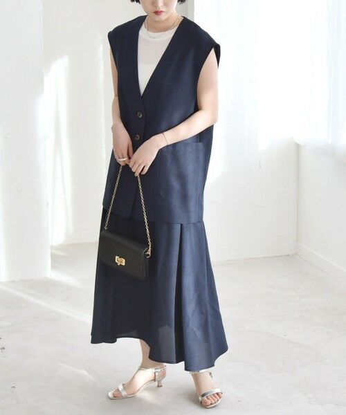 セール】 quaranciel:〈洗濯機可能〉Vネック ジレ＆フレア スカート
