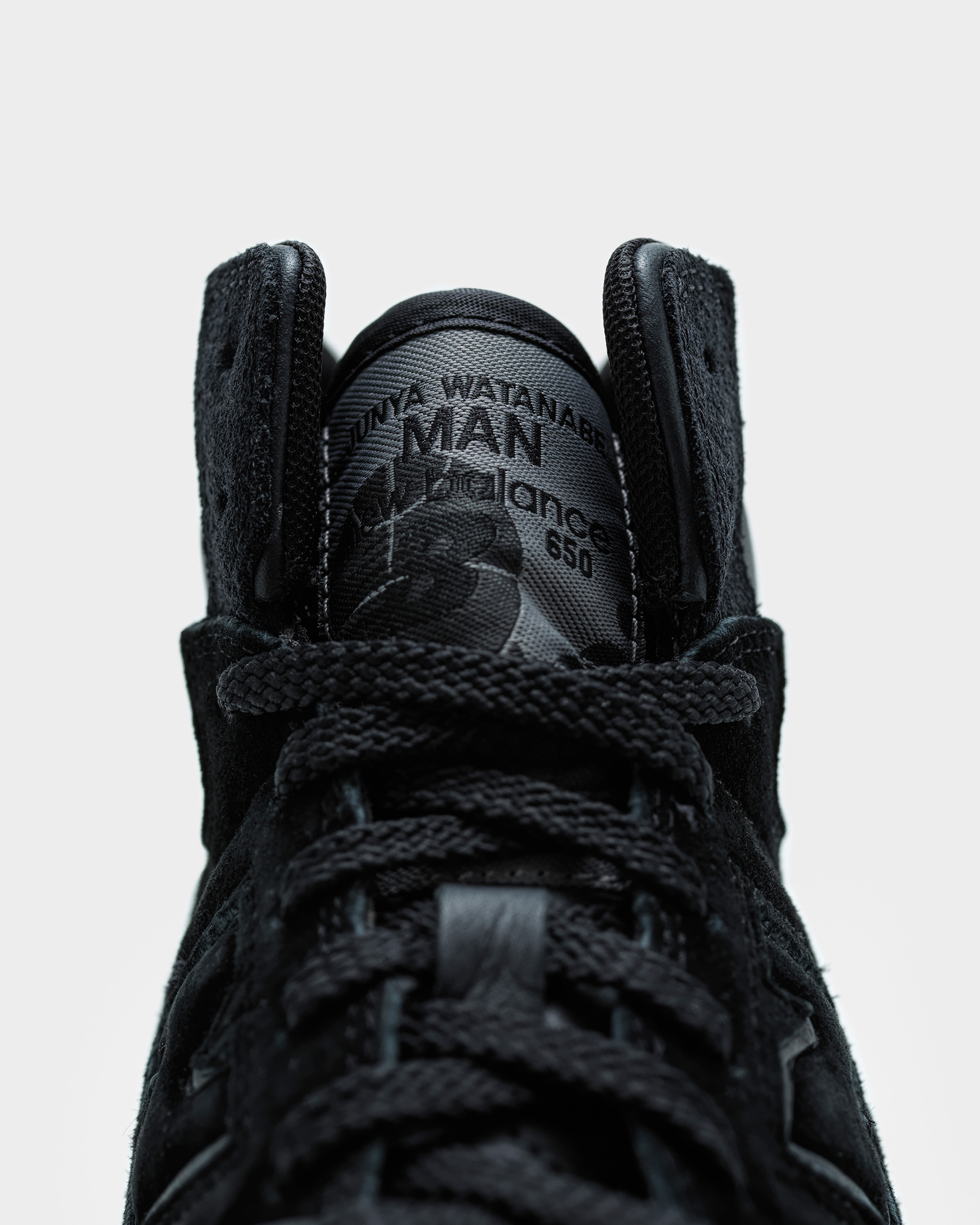 ジュンヤ ワタナベ マン」と「ニューバランス」のコラボレーション