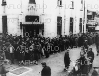 昭和2年金融恐慌(I)(II) 日本銀行図書資料課 銀行界（昭和2年）▷金融恐慌で銀行の取り付け騒ぎ | ジャパン