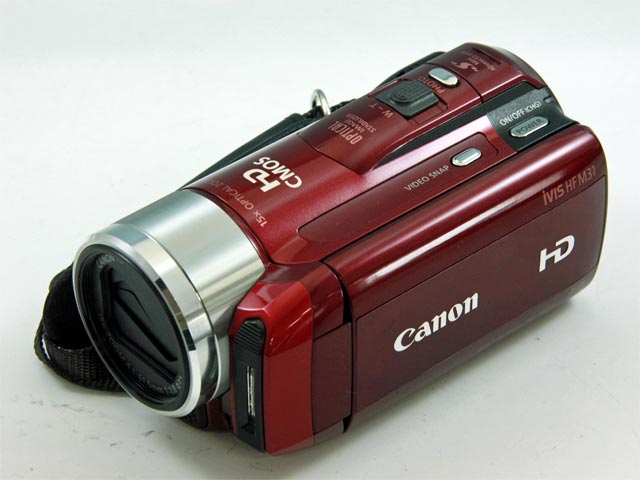 タッチ操作と高度な自動シーン認識で安心して楽しめる、iVIS「HF M31