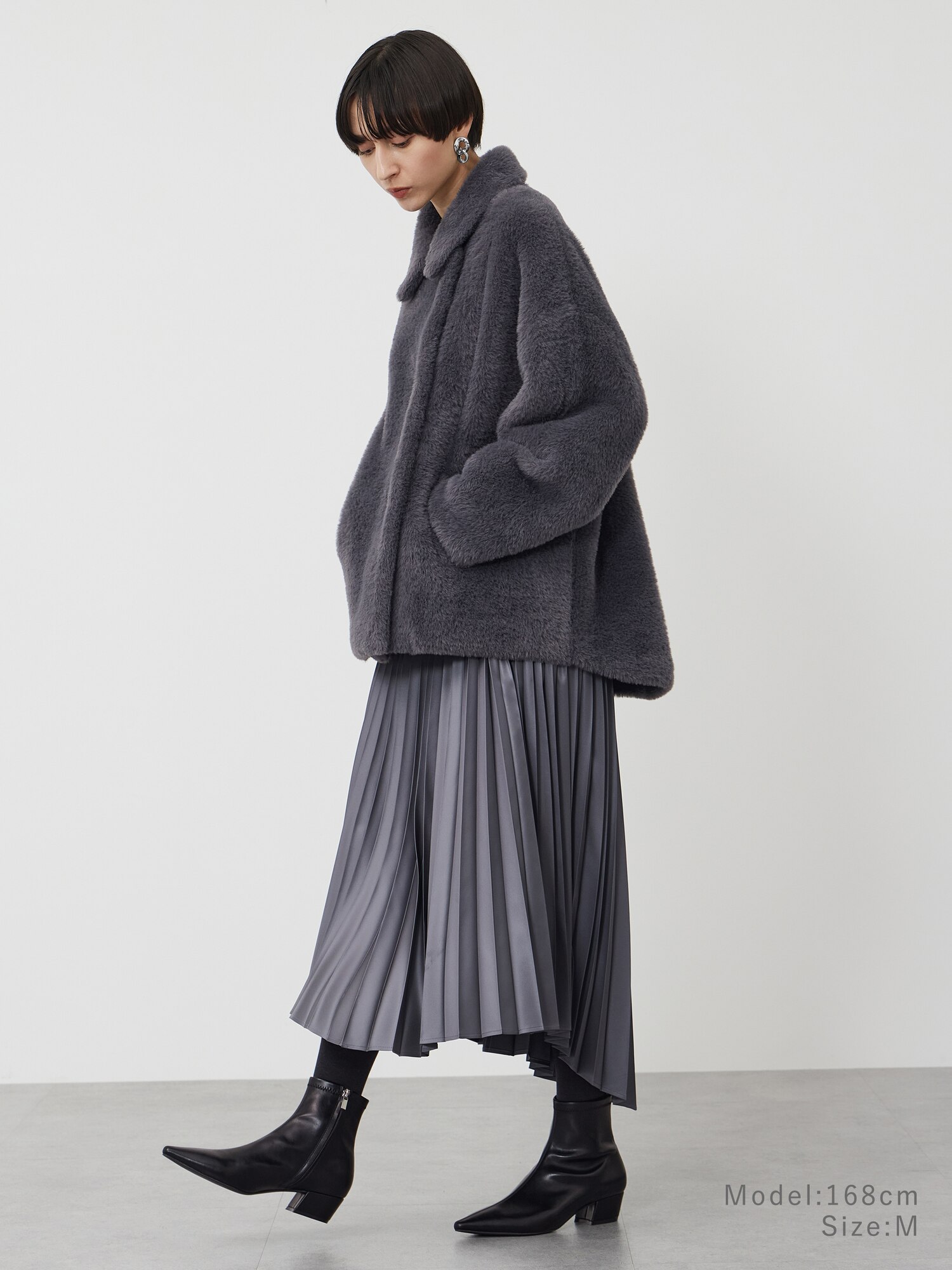 PLST(プラステ)公式 | フェザーヤーンニットコート