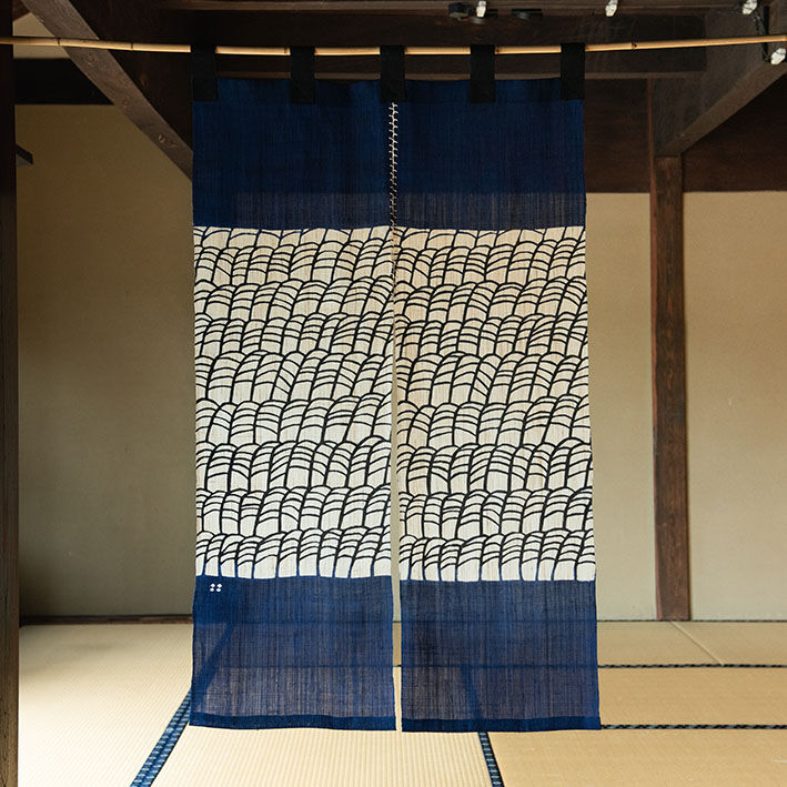 よつめ染布舎 ススキ 麻のれん | くらし舎 本店