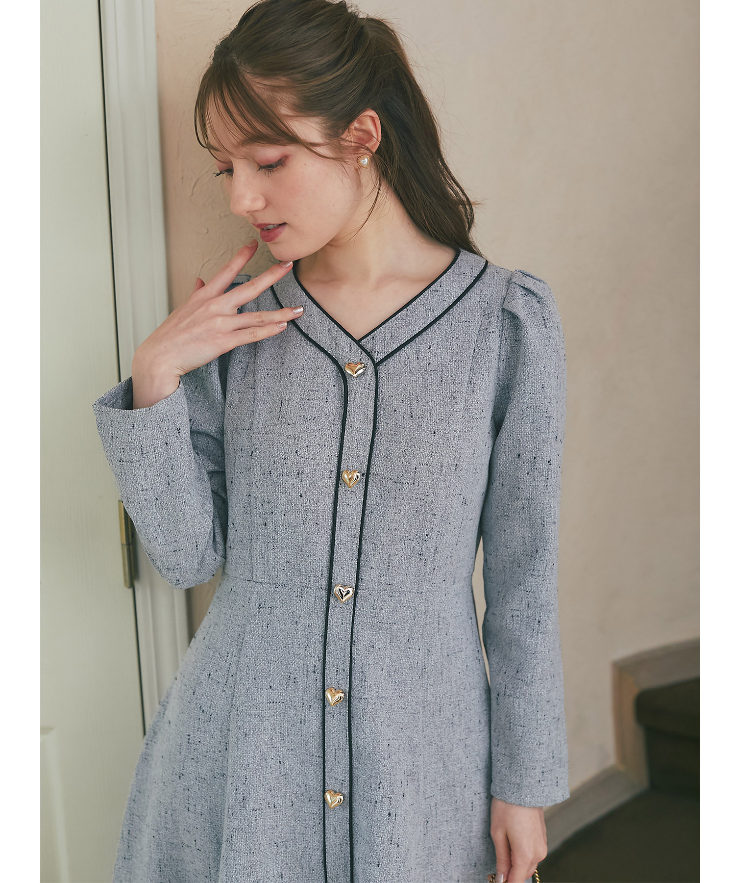 ハート飾り釦付き配色ライン入りツイードワンピース