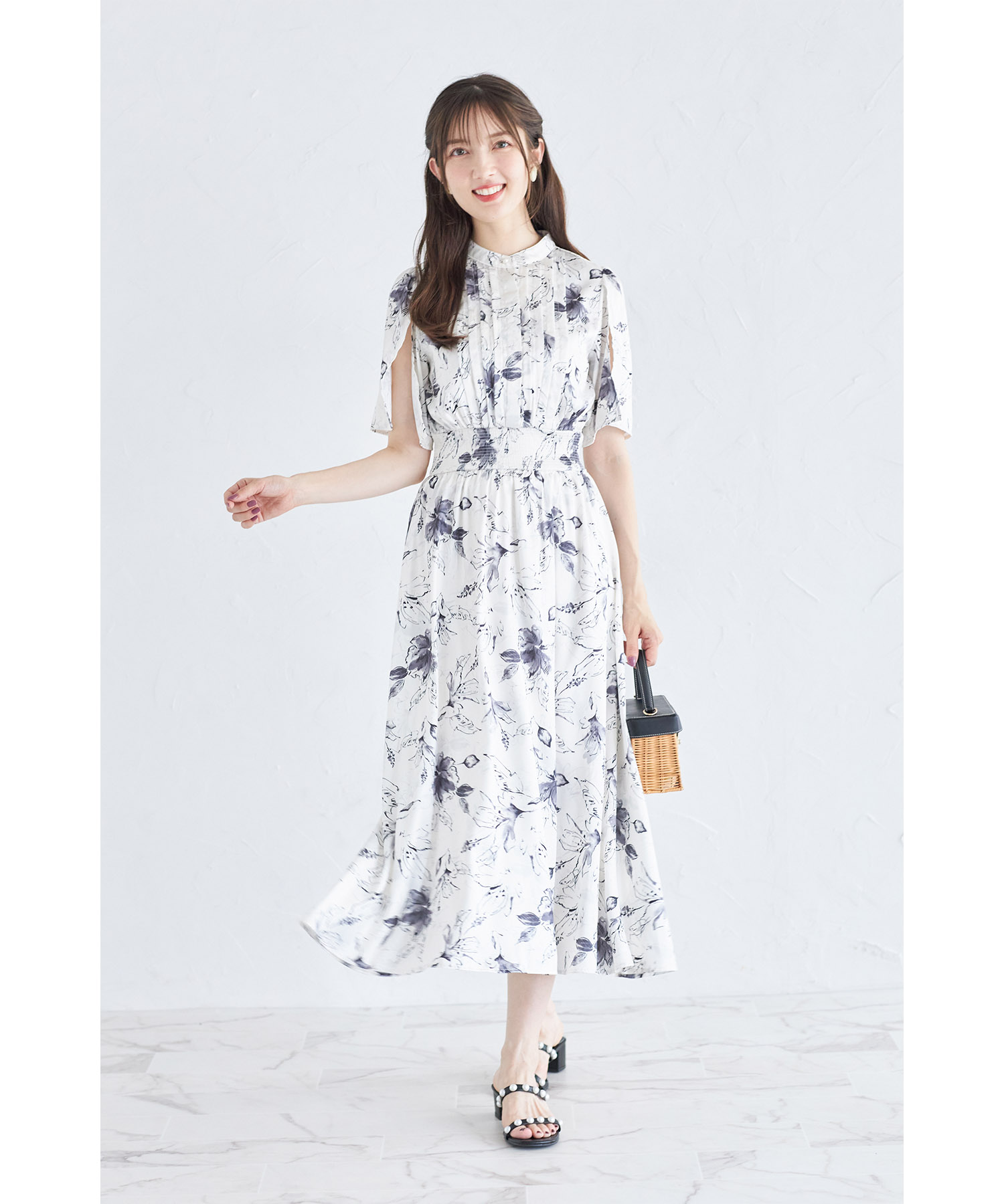 スリットスリーブ水彩ラインフラワープリントワンピース