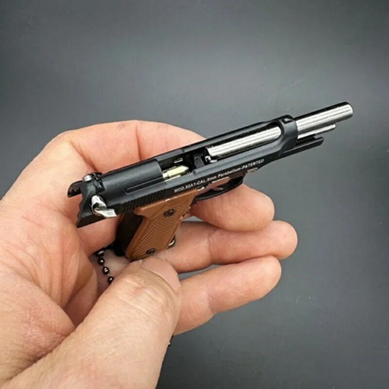 楽天市場】【メタル製】1／3 ミニチュア ベレッタ M92Fキーホルダー