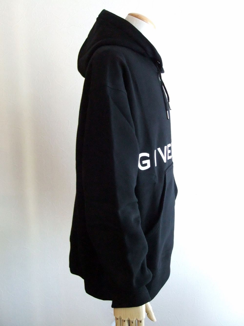 VAzKNe3AR6U6.jpg?width=768