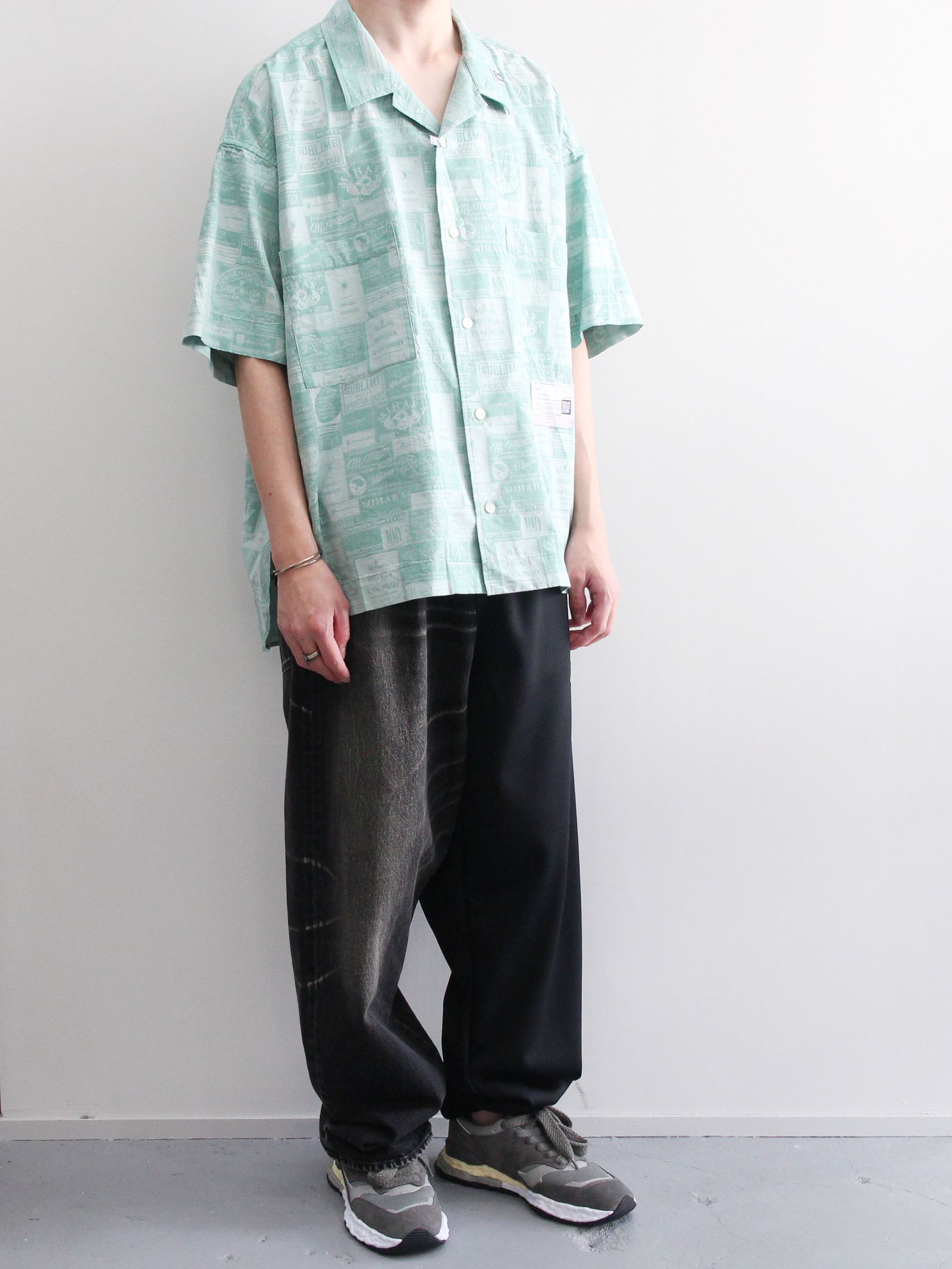 夏にお勧め” メゾンミハラヤスヒロ のオープンカラーシャツ コーデ